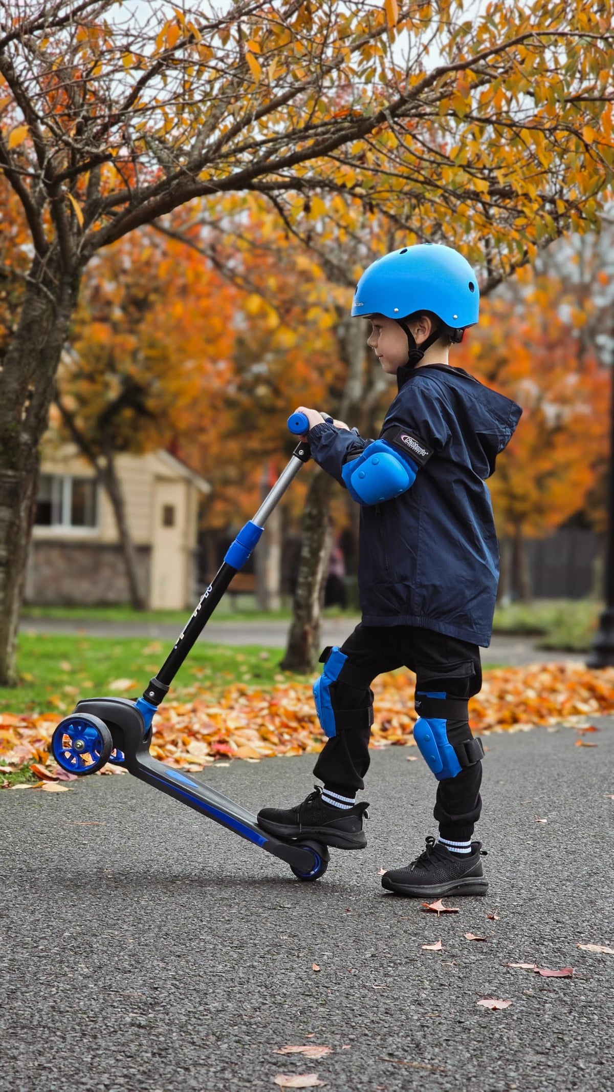 Kids 3-Wheel Foldable Kick Scooter R69694